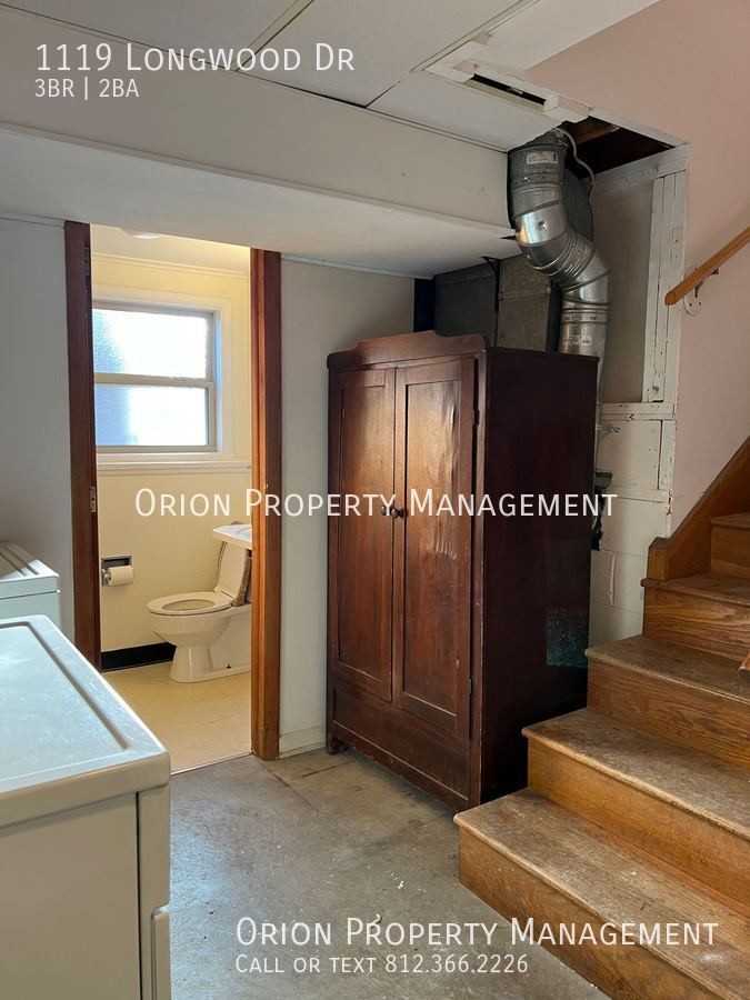 1119 S Longwood Dr - Photo 5 of 13