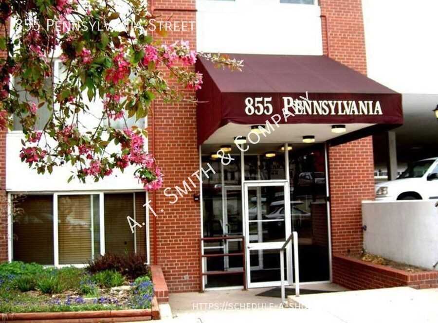 855 N Pennsylvania St #302