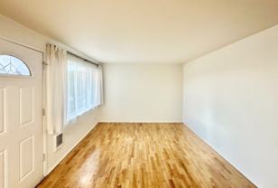5101 Ravenna Ave Ne #7 - Photo 1 of 1