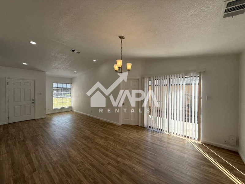 13243 Larkwalk St - Photo 2 of 14