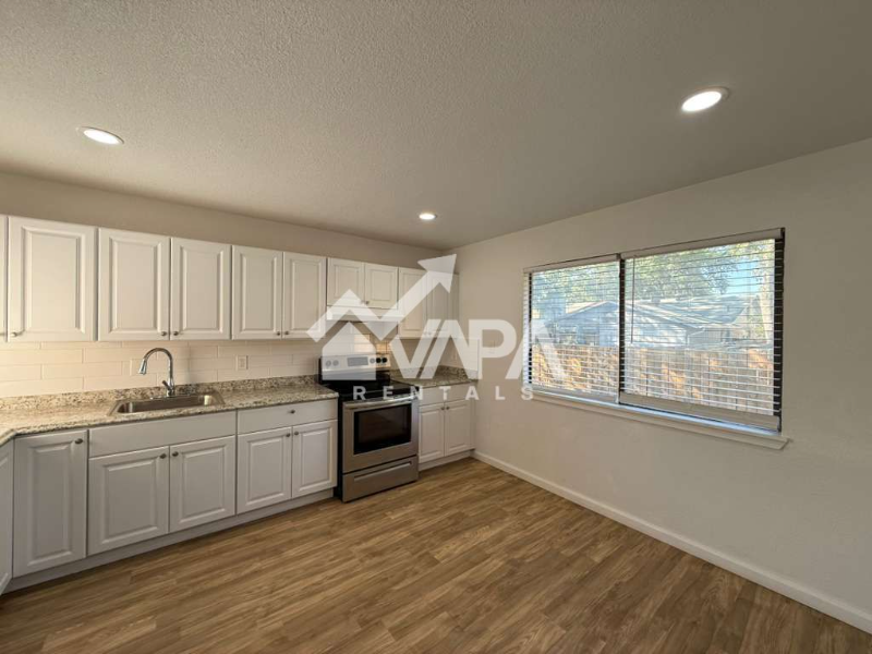 13243 Larkwalk St - Photo 3 of 14