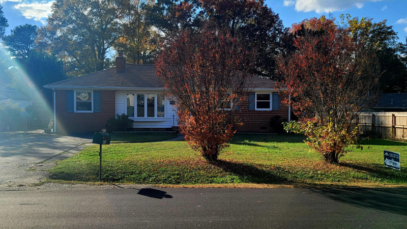 3102 Dancer Rd - Photo 3 of 17