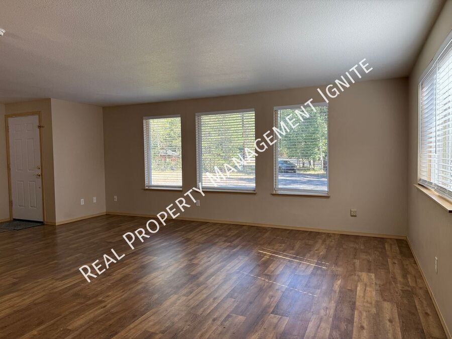 53377 Eagle Ln - Photo 4 of 18