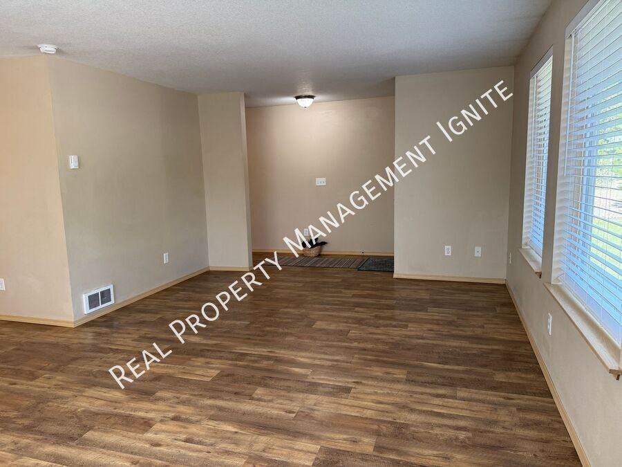 53377 Eagle Ln - Photo 6 of 18