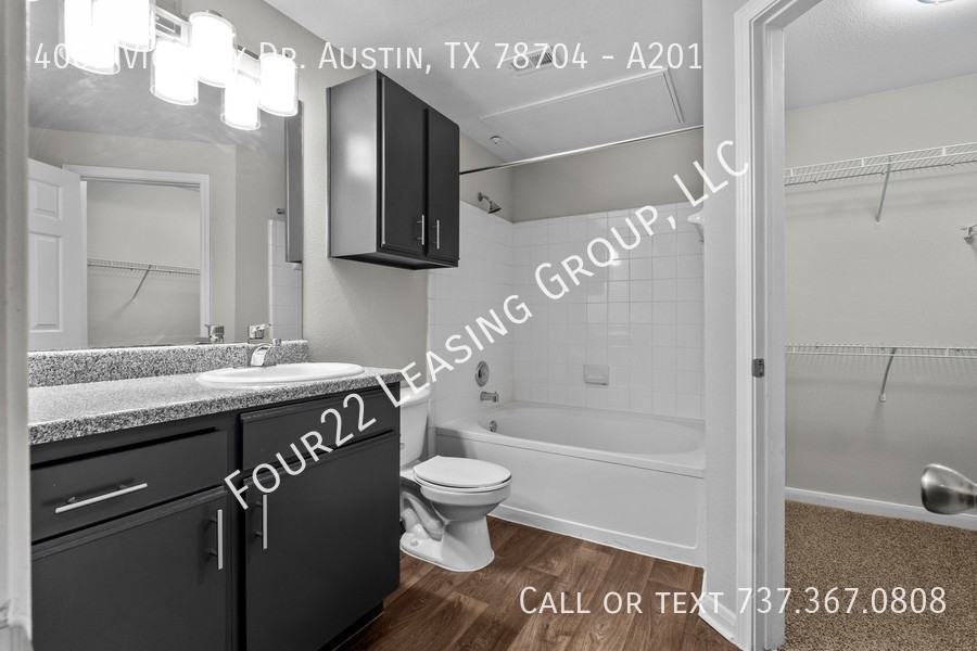 4009 Victory Dr #A201 - Photo 3 of 18