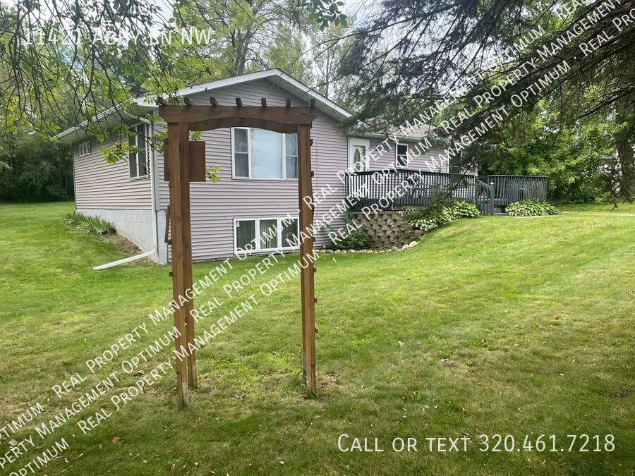 11421 Abby Ln Nw - Photo 2 of 34