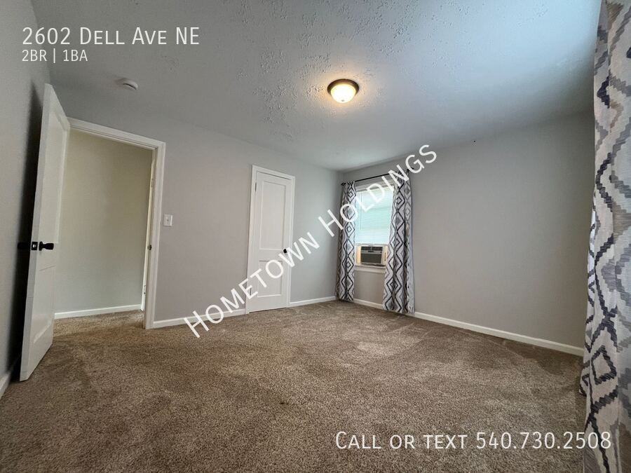 2602 Dell Avenue Northeast - Photo 5 of 21