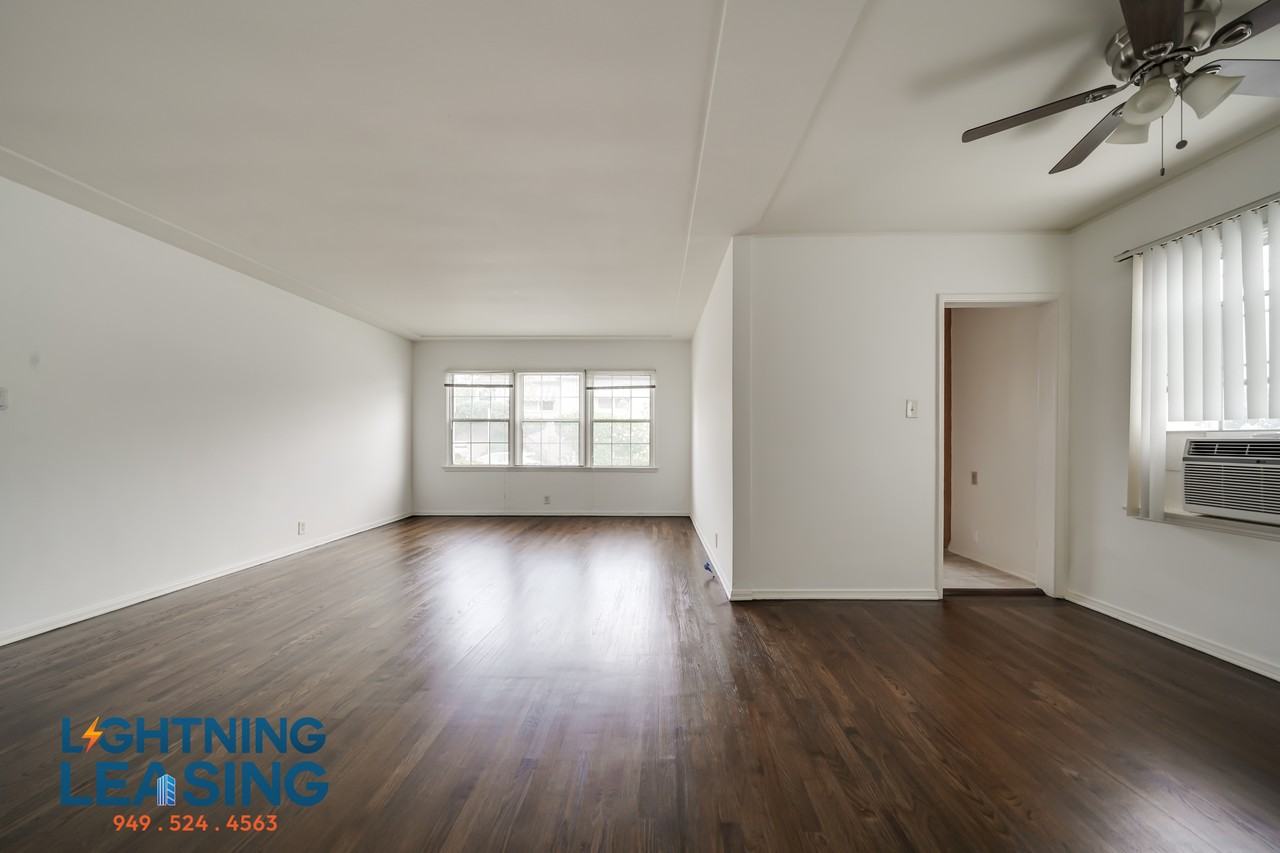 9633 W Olympic Blvd #3 - Photo 6 of 30