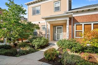 913 Plum Ridge Dr - Photo 1 of 1