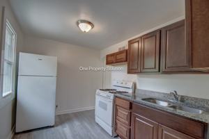 featured image of 3044 W Ridge Rd Apt B