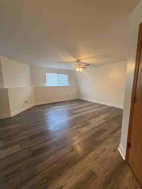 3559 Ash Street - Photo 4 of 32