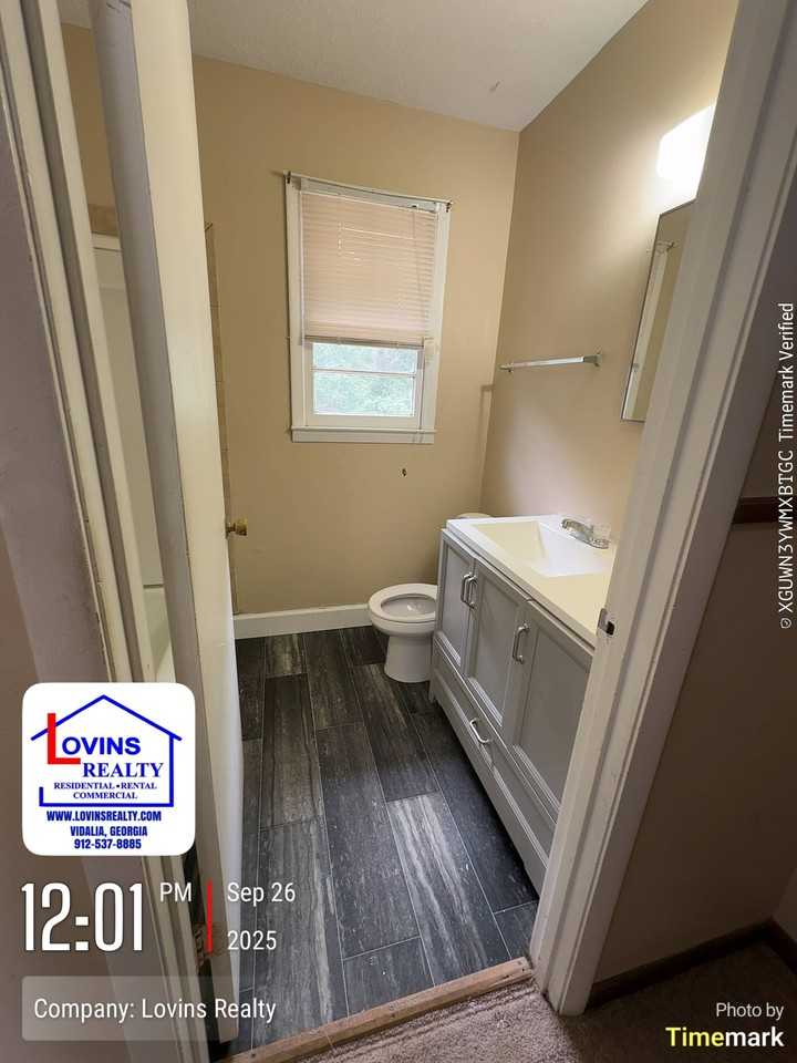 220 Arlington Dr. - Photo 3 of 5