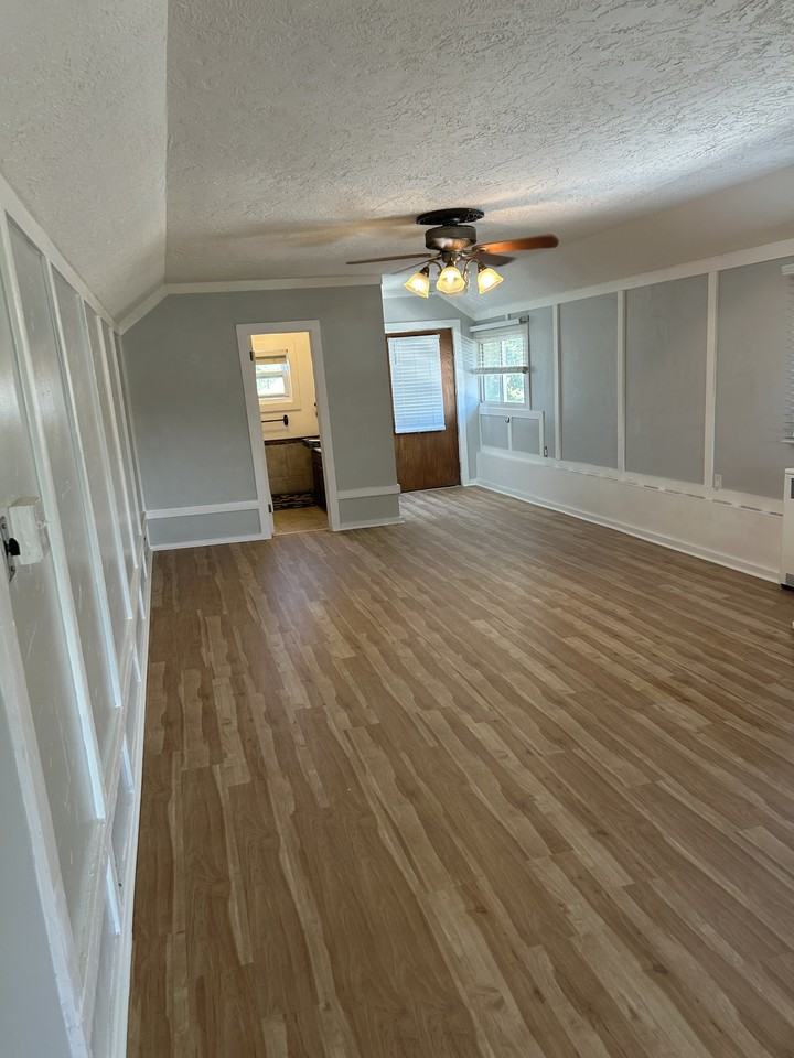 259 East 4800 South - Photo 7 of 21