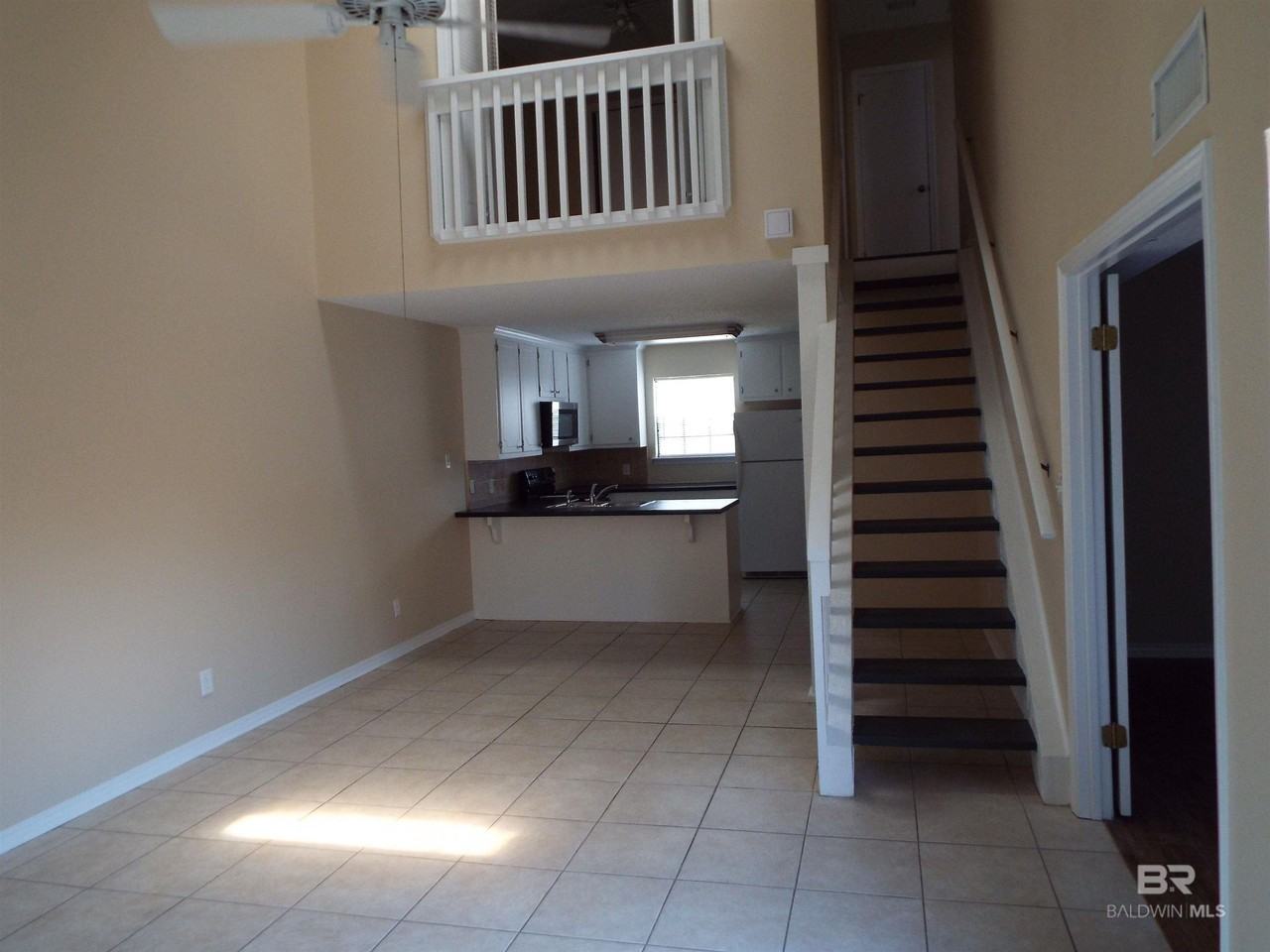 200 Parma Dr #D5 - Photo 3 of 12