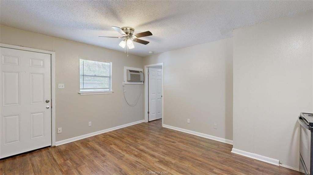 500 Foch Street #4 - Photo 5 of 13