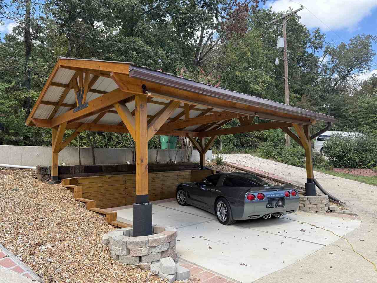 129 W Lakeshore Dr - Photo 3 of 33