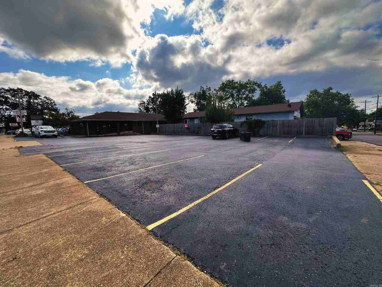 715 Hobson Avenue - Photo 3 of 15