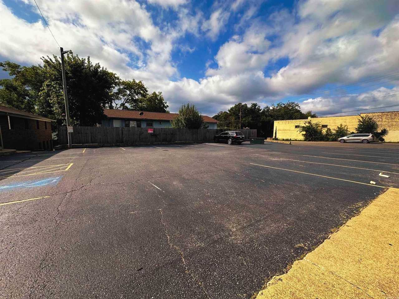 715 Hobson Avenue - Photo 4 of 15