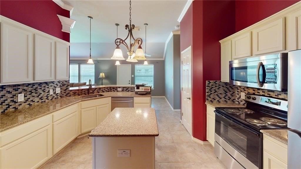 5925 Bishop Mills Drive - Photo 6 of 18