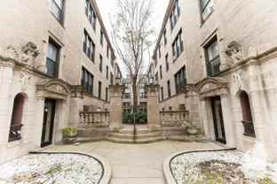 625 W Melrose St - Photo 1 of 1