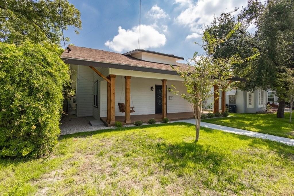 940 N Ceylon St - Photo 3 of 44