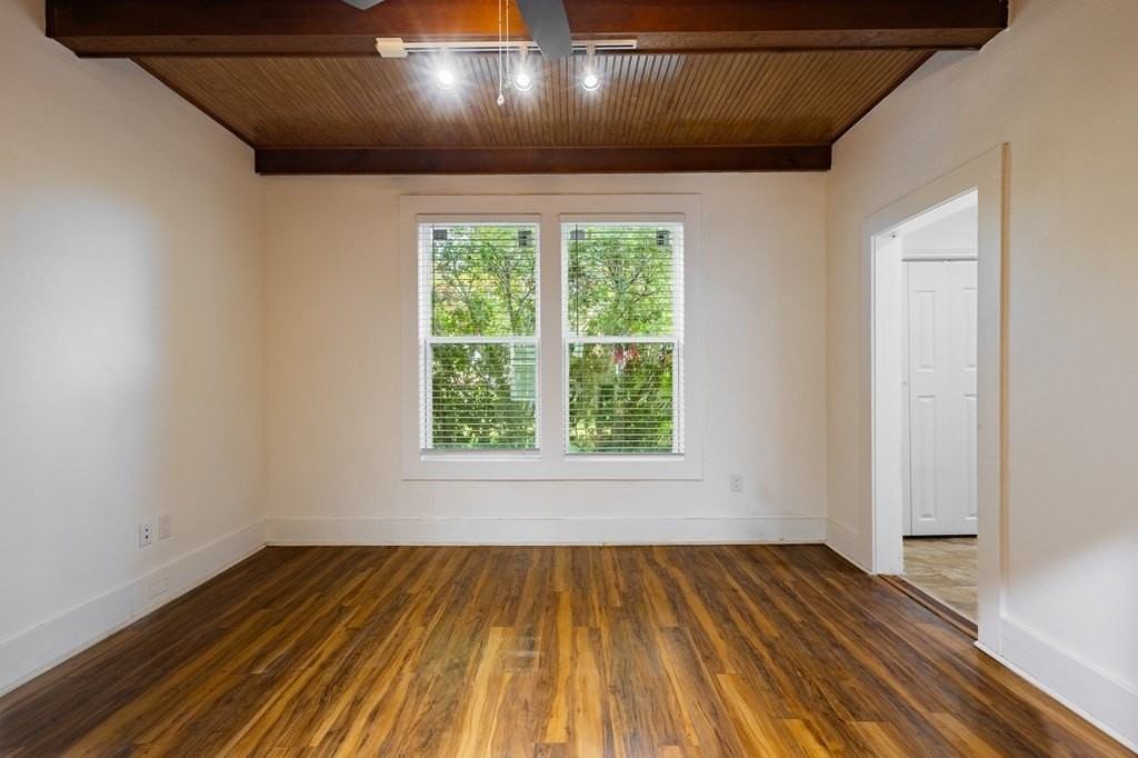 940 N Ceylon St - Photo 7 of 44