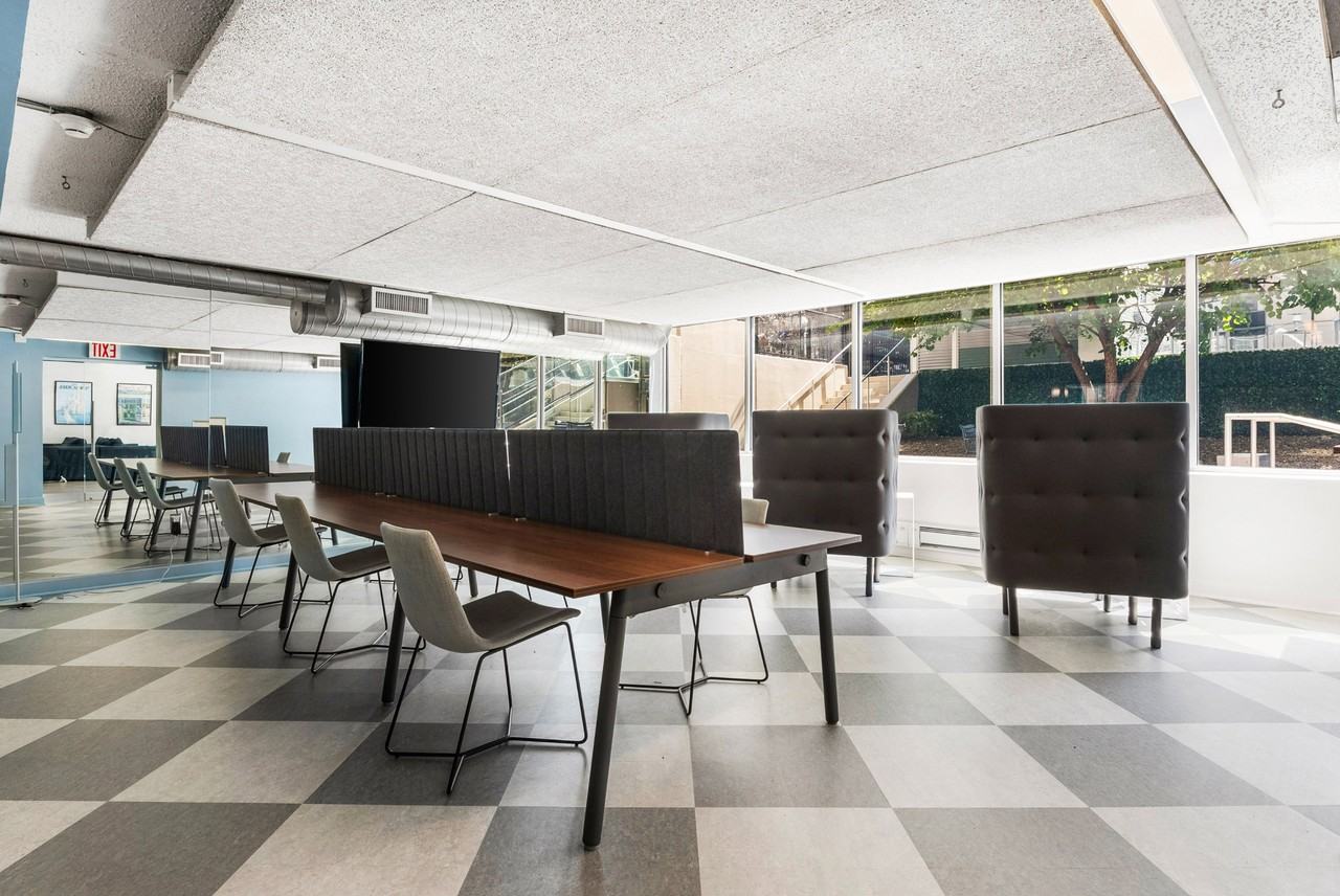 Gateway Battery Park City - Photo 6 of 50