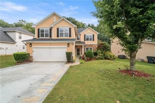 3370 Palm Cir Nw - Photo 1 of 1