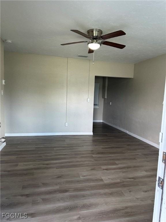 1111 Palm Ave - Photo 2 of 8