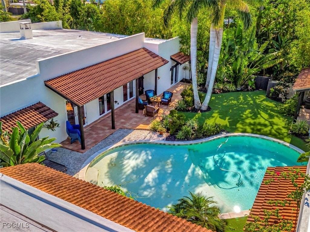 1291 Caloosa Dr - Photo 7 of 32