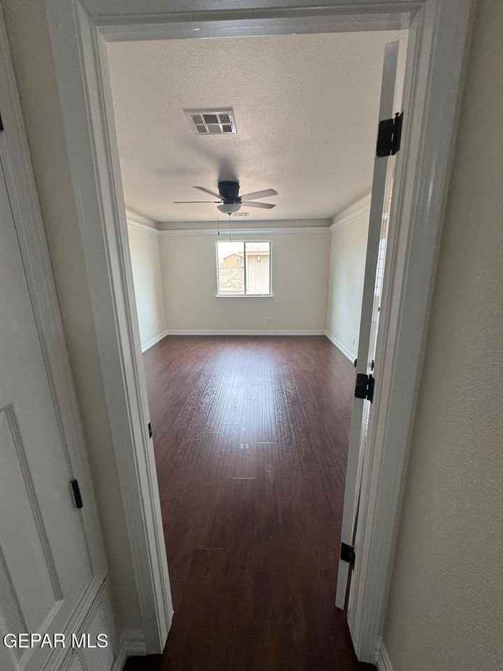 14265 Craggy Rock Ave - Photo 5 of 13