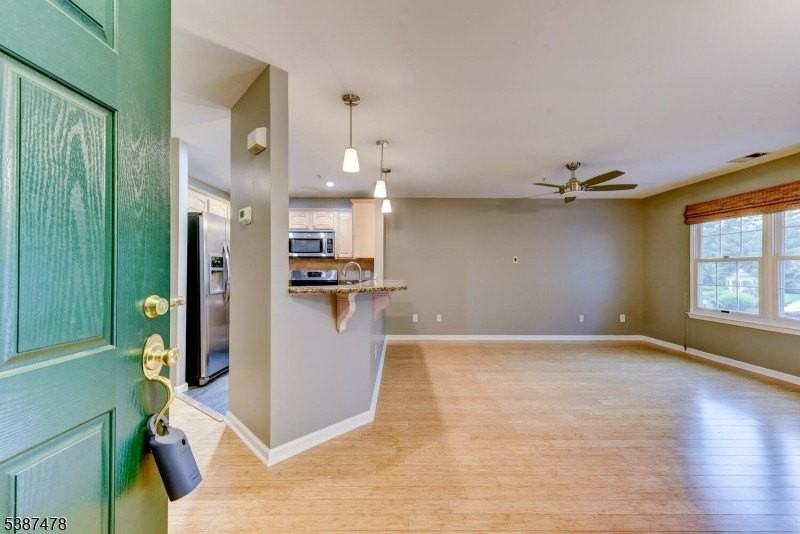 68 Carter Rd - Photo 3 of 33