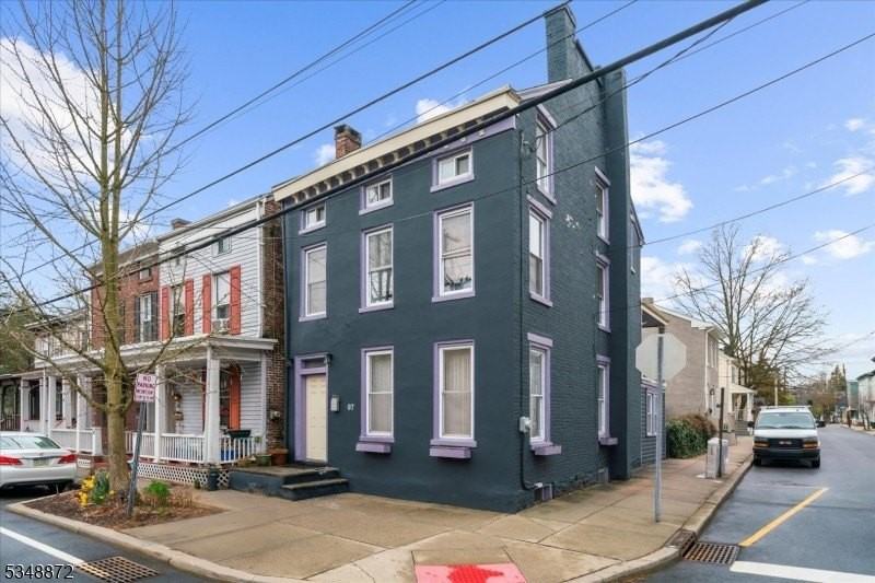 97 N Main St - Photo 2 of 37