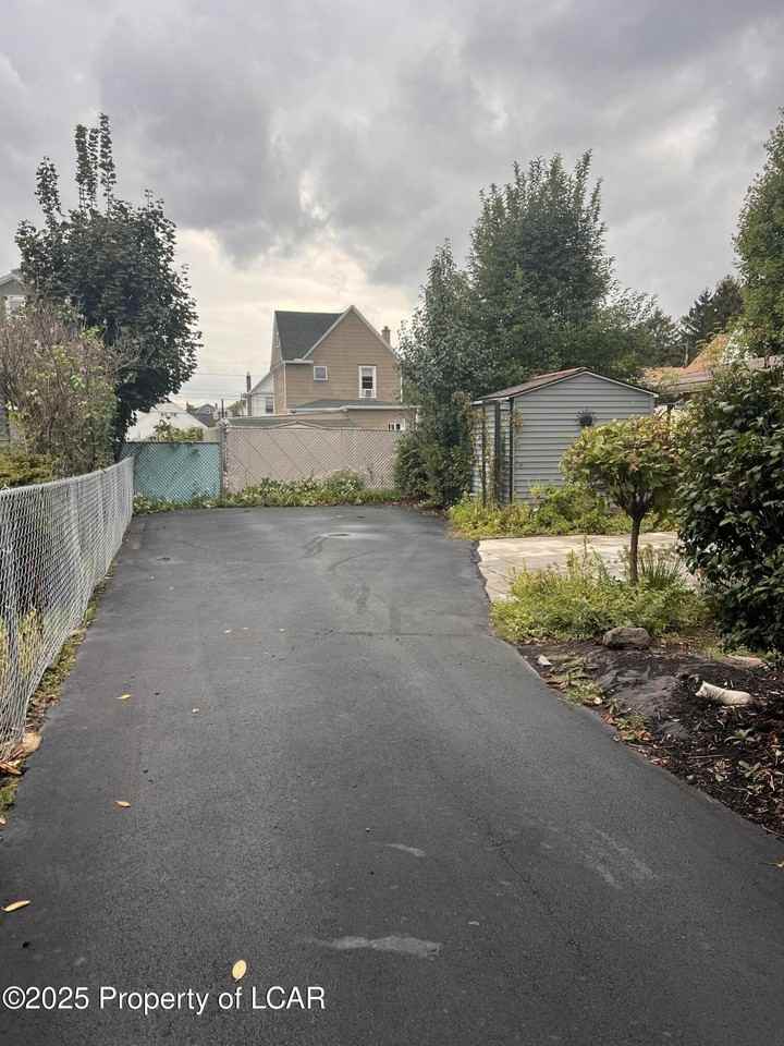 80 Maffett St - Photo 2 of 12