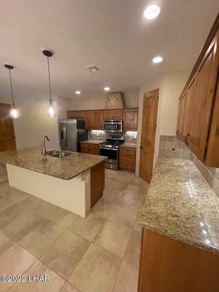 1736 E Chestnut Blvd - Photo 3 of 15