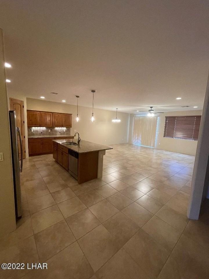 1736 E Chestnut Blvd - Photo 4 of 15