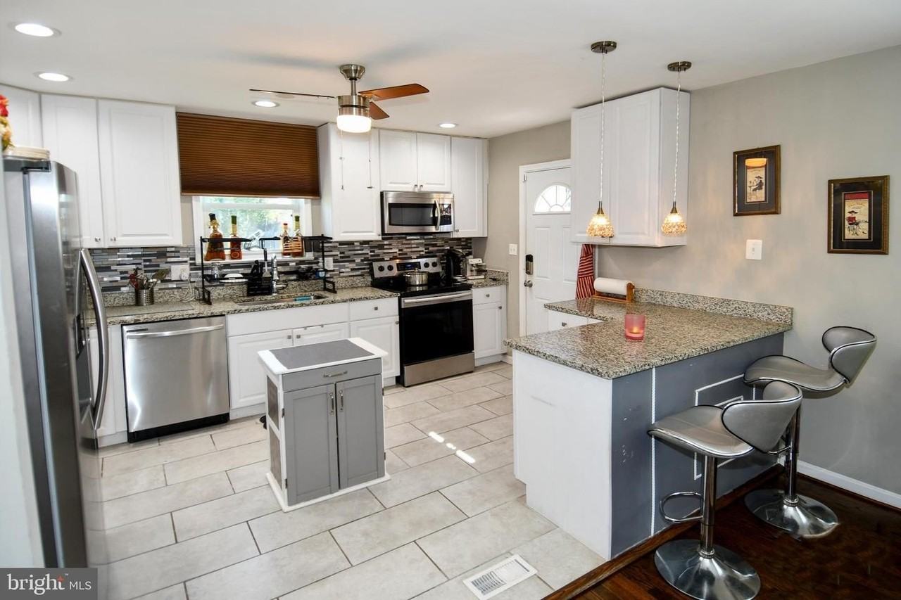 5815 Arbroath Dr - Photo 7 of 47