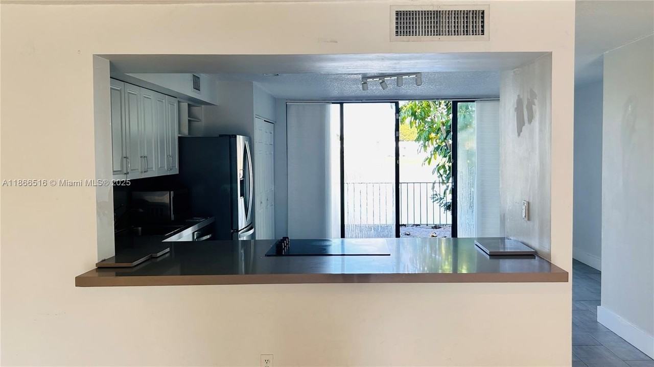 1666 Nw 113th Way #1666 - Photo 6 of 27