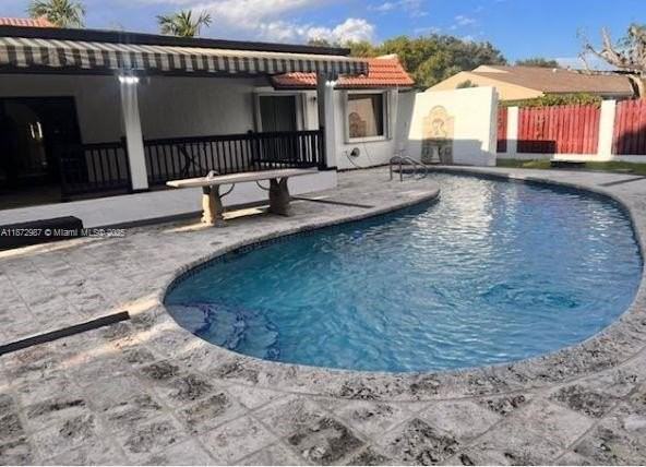 7240 Sw 58th St - Photo 5 of 15