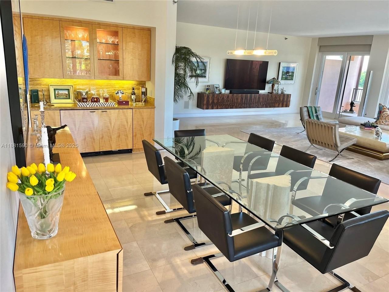 13645 Deering Bay Dr #123 - Photo 6 of 13