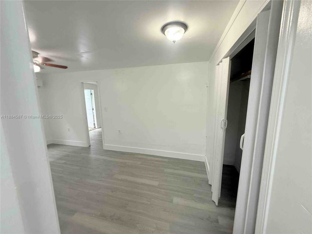 16625 Sw 296th St - Photo 6 of 12