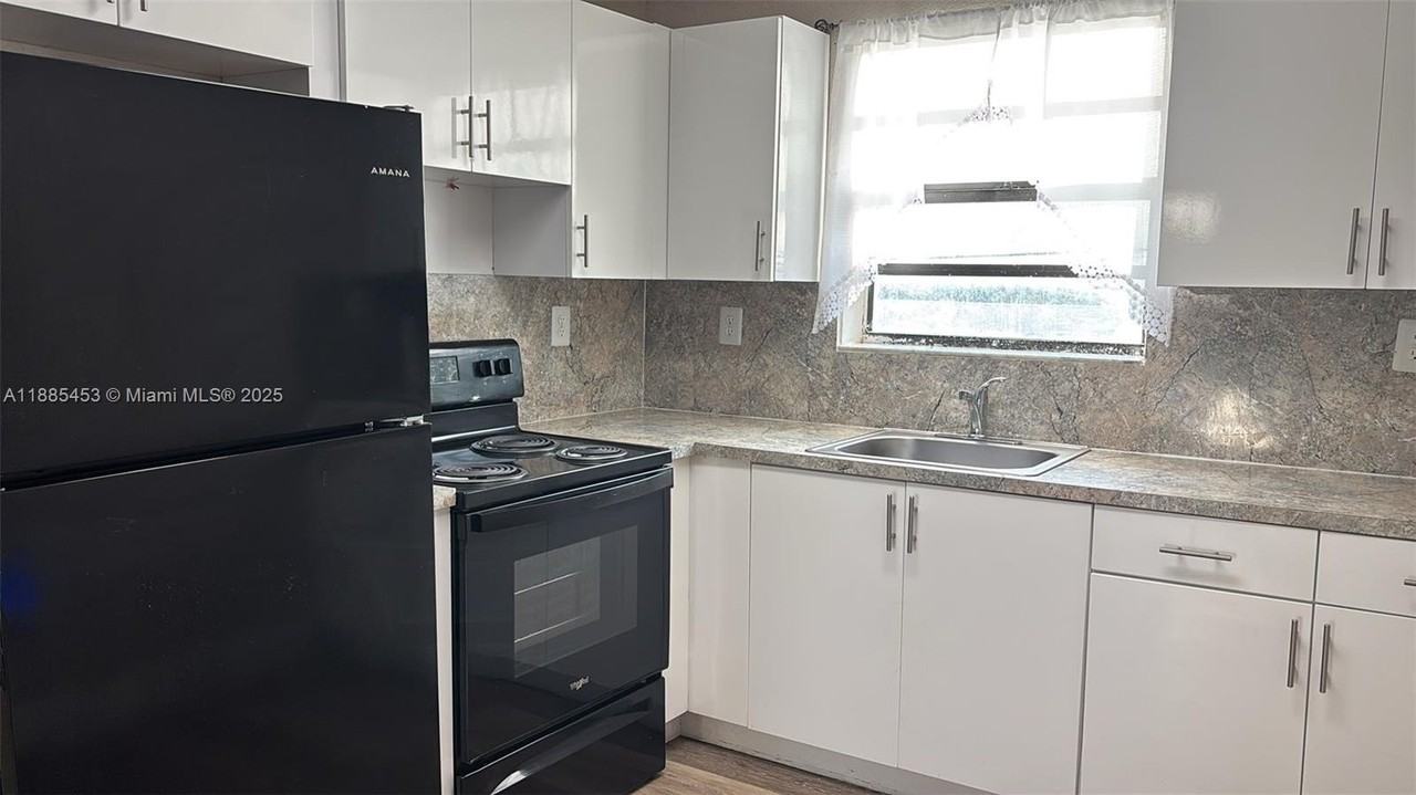 16118 Northeast 21st Avenue #18