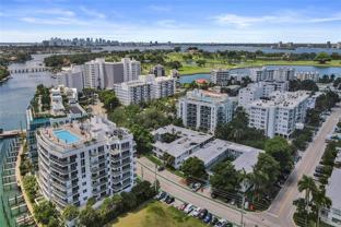 9270 E Bay Harbor Dr #4B - Photo 1 of 1