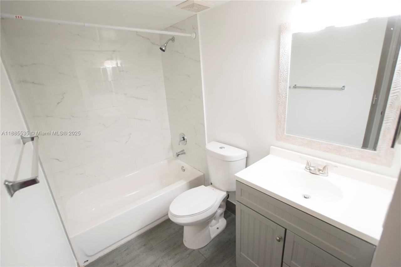 12130 Saint Andrews Pl #101 - Photo 7 of 13