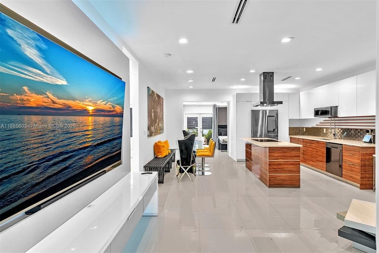 1000 10th Street - Photo 3 of 50