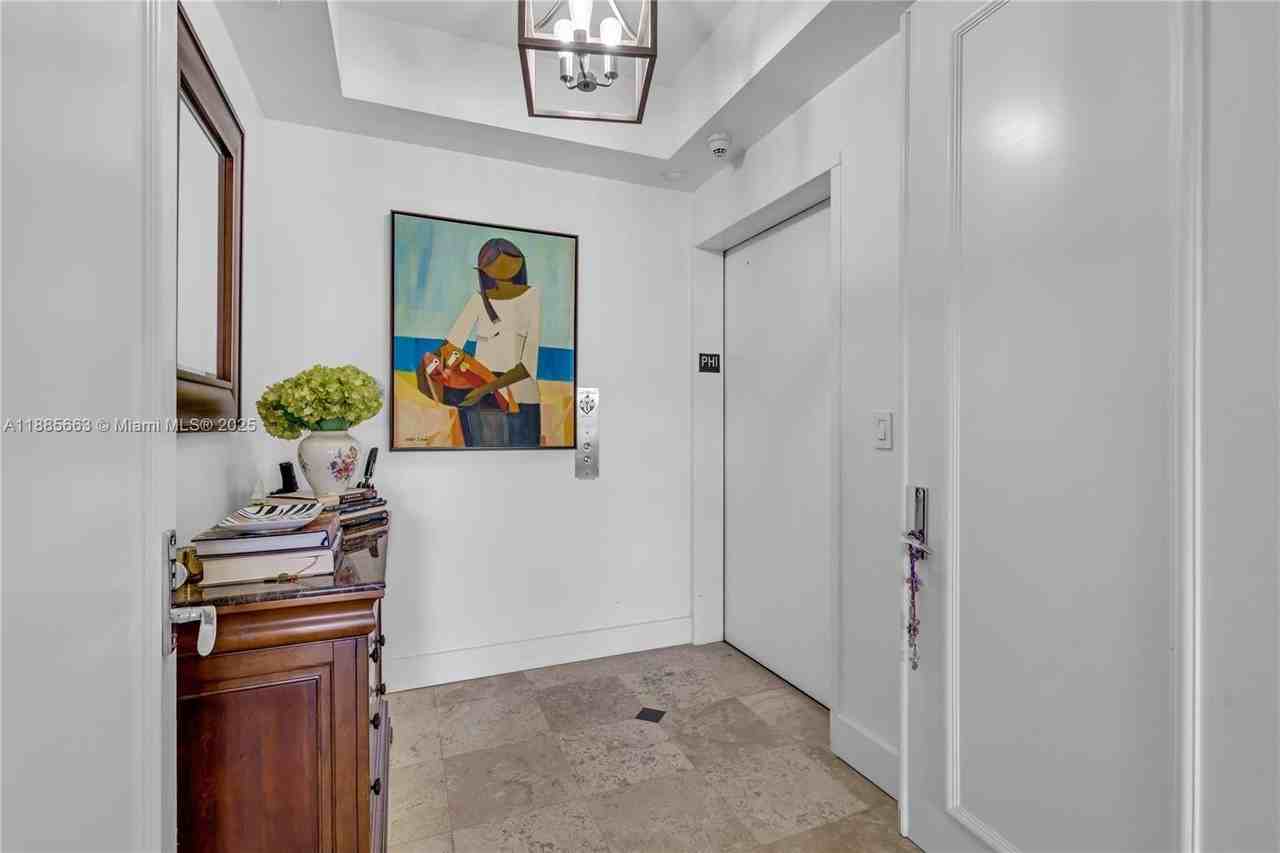 737 Crandon Blvd #PH1 - Photo 7 of 45