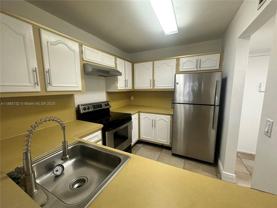 13685 Ne 10th Ave #411 - Photo 1 of 1