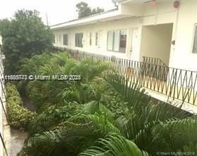 1225 Marseille Dr #23 - Photo 4 of 10