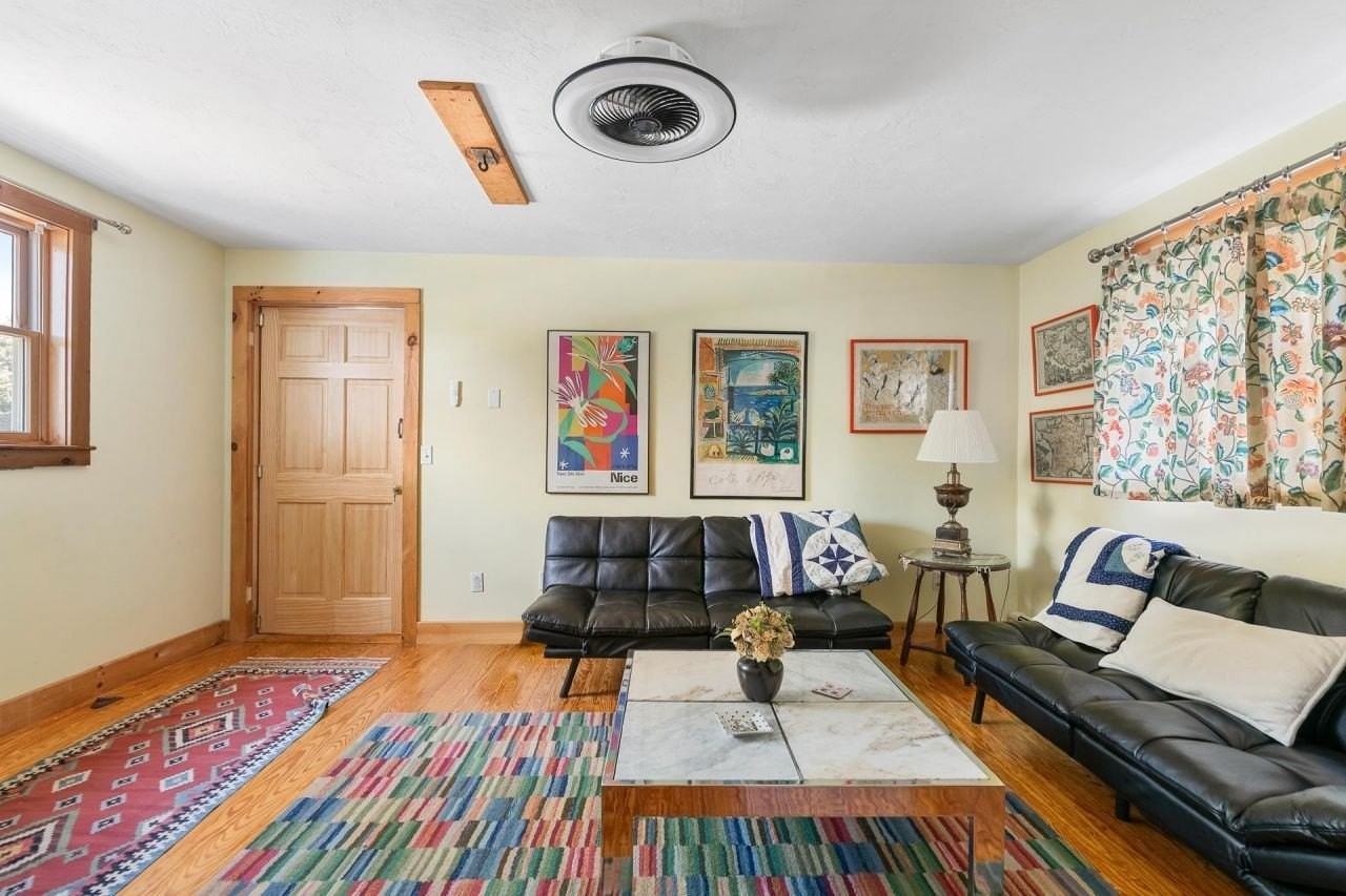 32A Maple St - Photo 3 of 7