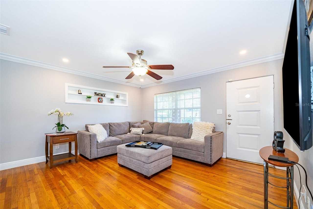 1621 Baldwin Dr - Photo 5 of 21